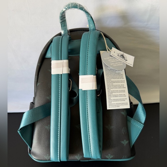 Disney Haunted Mansion Loungefly Hitchhiking Ghosts Glow in Dark Backpack NWT - Picture 5 of 11